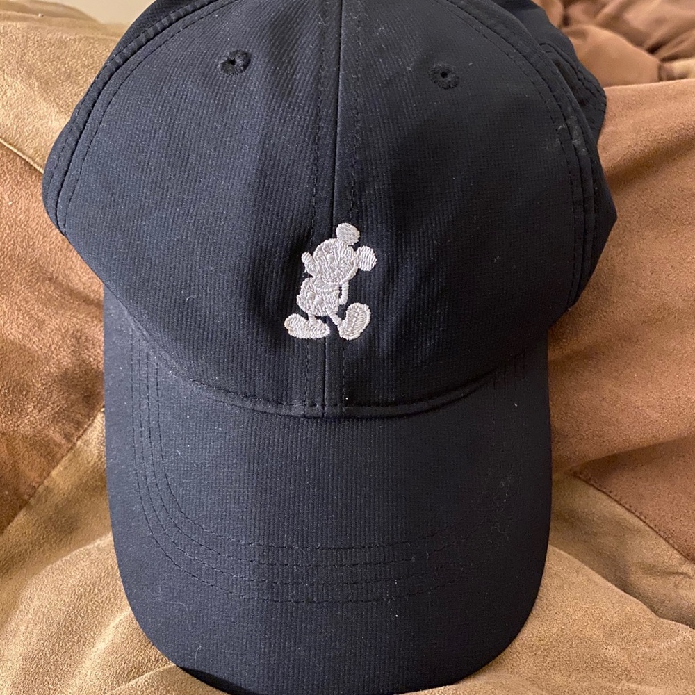 Disney Mickey Mouse Nike Hat
